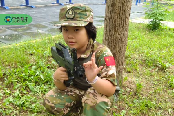 <a href=http://www.81xueyuan.com/jsx/ target=_blank class=infotextkey>暑期夏令营</a>.png