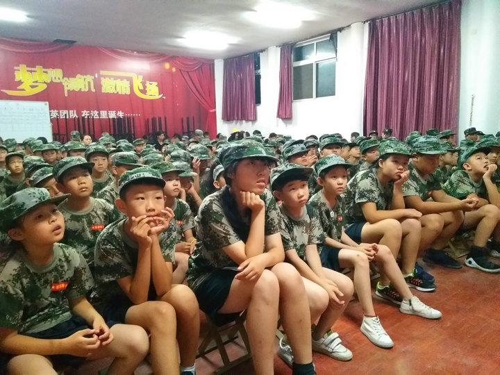 中合育才夏令营.jpg