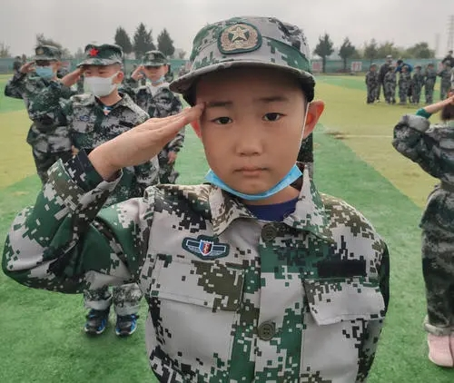 中合育才.png