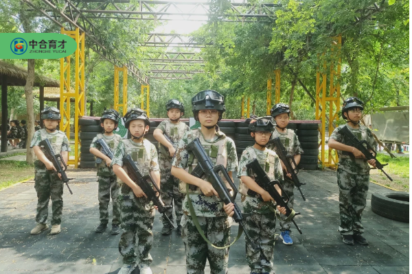 中合育才夏令营 (7).png