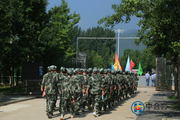 少儿<a href=http://www.81xueyuan.com/jsx/ target=_blank class=infotextkey>暑假夏令营</a>.png