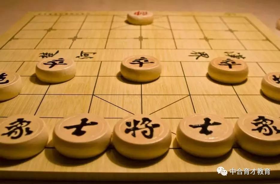 中合育才<a href=http://www.81xueyuan.com/jsx/ target=_blank class=infotextkey>军事夏令营</a>
