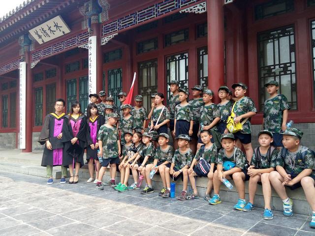 中合育才军旅夏令营.jpg
